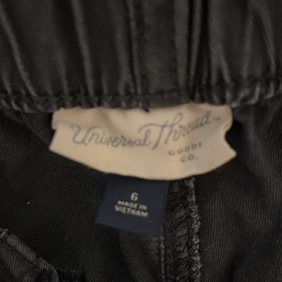 Black baggy cargos, size M - Picture 3 of 3